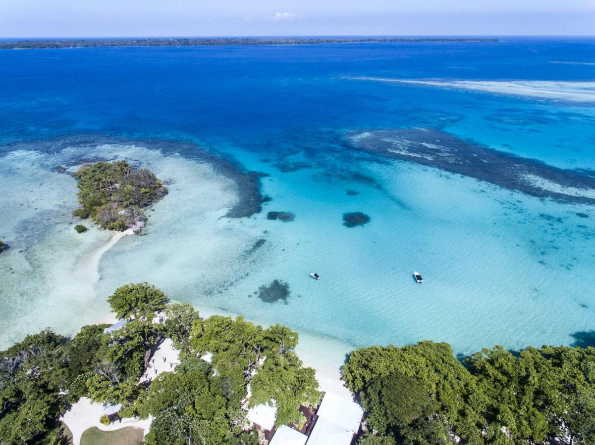 Barrier Beach Resort (Adults Only) Luganville Esterno foto