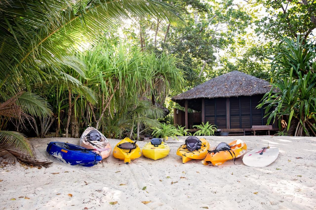 Barrier Beach Resort (Adults Only) Luganville Esterno foto