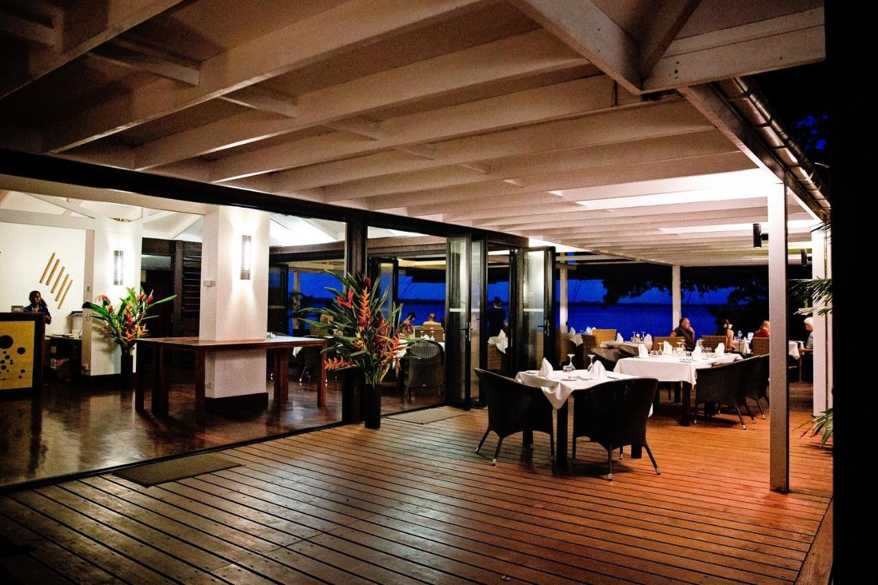 Barrier Beach Resort (Adults Only) Luganville Esterno foto