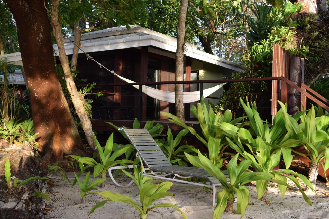 Barrier Beach Resort (Adults Only) Luganville Esterno foto