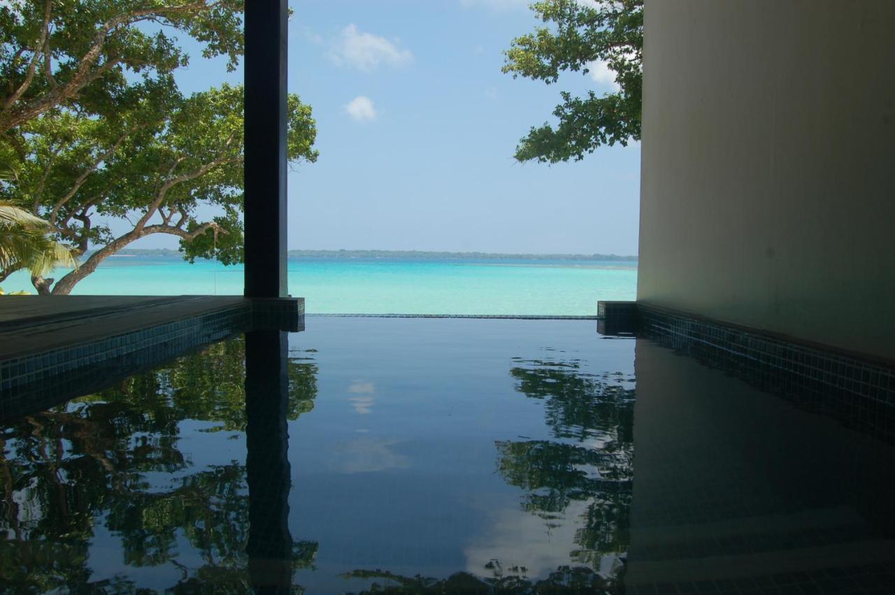 Barrier Beach Resort (Adults Only) Luganville Esterno foto